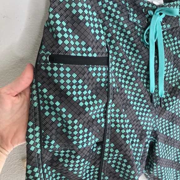 Nike 6.0 Aqua Blue Check Swim Board Shorts 34 - Picture 3 of 6